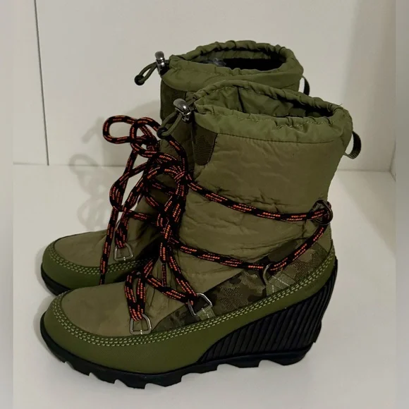 Sorel Women’s Kinetic Snow Wedge Waterproof Camouflage Winter Boots Orange Laces - Picture 3 of 6
